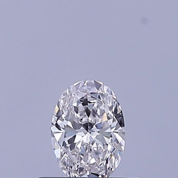 Oval Lab-Grown Diamond image