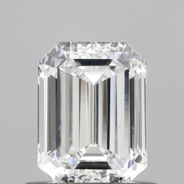 Emerald Lab-Grown Diamond image