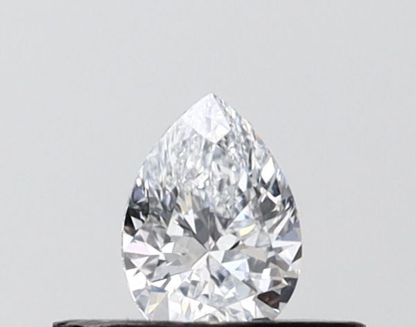 Pear Lab-Grown Diamond image