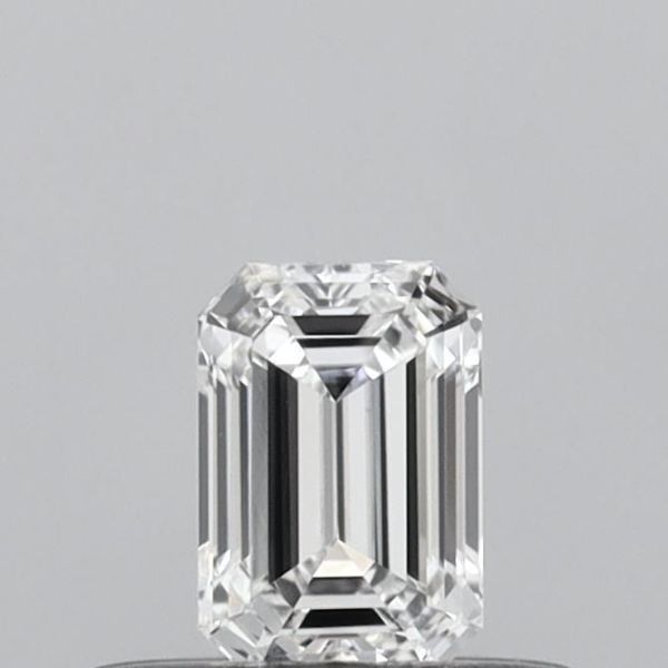 Emerald Lab-Grown Diamond image