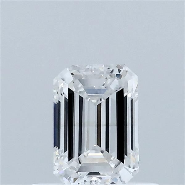 Emerald Lab-Grown Diamond image