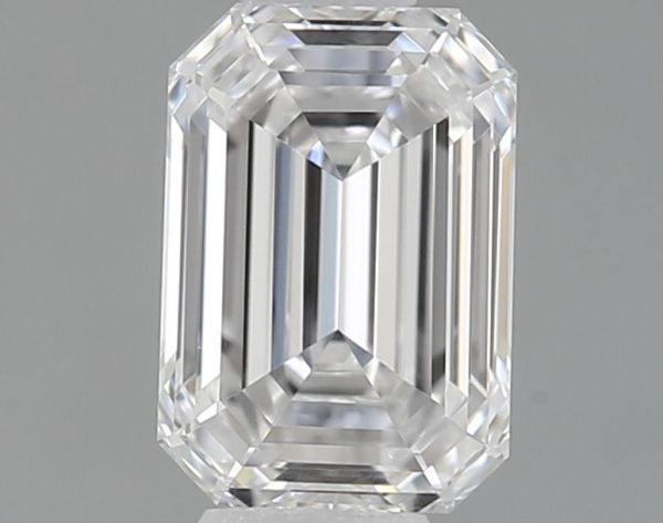 Emerald Lab-Grown Diamond image