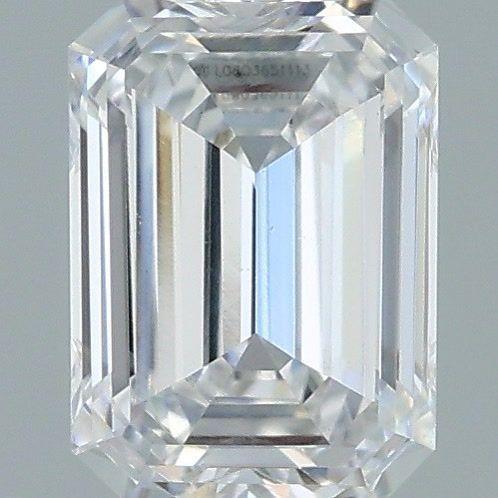 Emerald Lab-Grown Diamond image