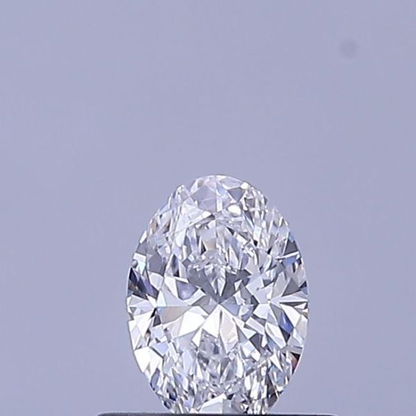 Oval Lab-Grown Diamond image