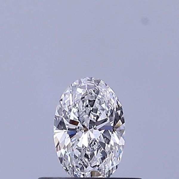 Oval Lab-Grown Diamond image