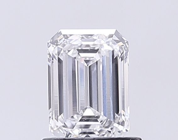 Emerald Lab-Grown Diamond image