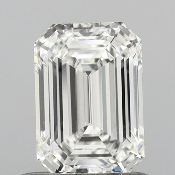 Emerald Lab-Grown Diamond image