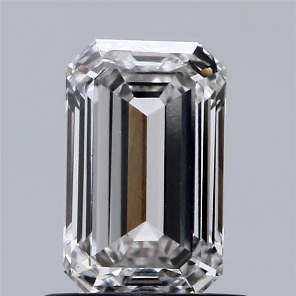 Emerald Lab-Grown Diamond image