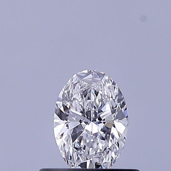 Oval Lab-Grown Diamond image