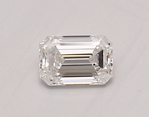 Emerald Lab-Grown Diamond image