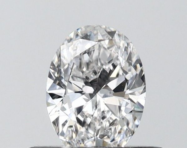 Oval Lab-Grown Diamond image