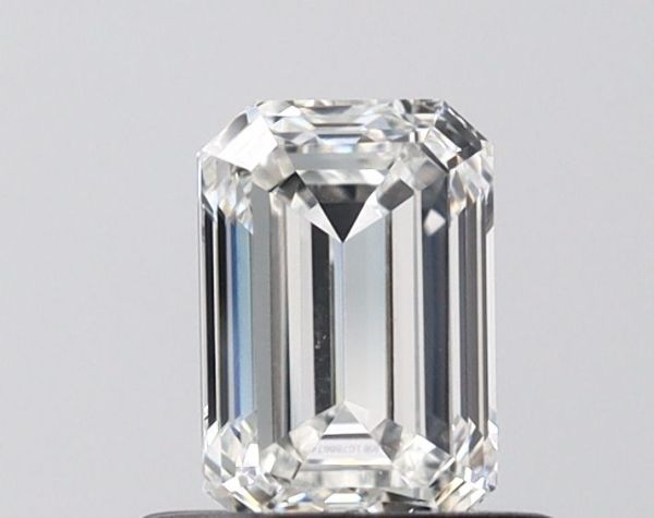 Emerald Lab-Grown Diamond image