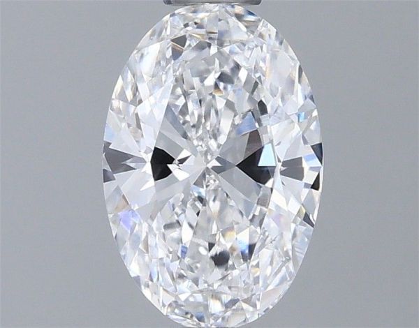 Oval Lab-Grown Diamond image