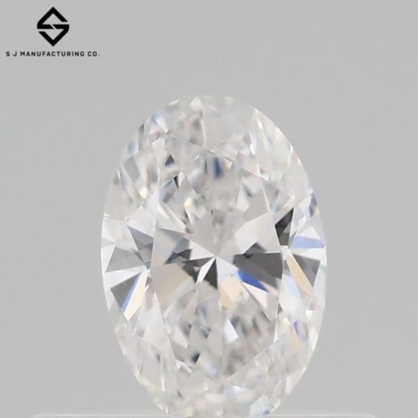 Oval Lab-Grown Diamond image