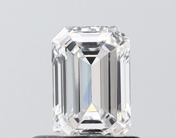 Emerald Lab-Grown Diamond image