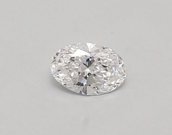 Oval Lab-Grown Diamond image