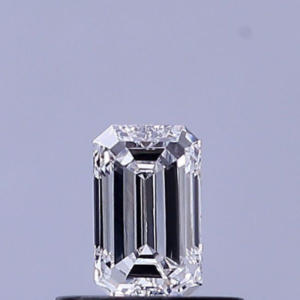 Emerald Lab-Grown Diamond image