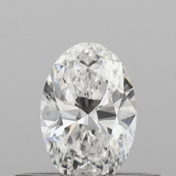 Oval Lab-Grown Diamond image