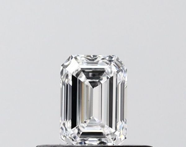 Emerald Lab-Grown Diamond image