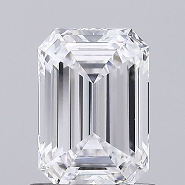 Emerald Lab-Grown Diamond image