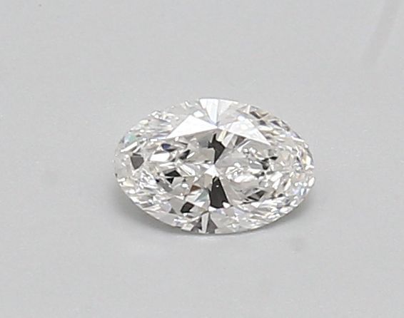 Oval Lab-Grown Diamond image