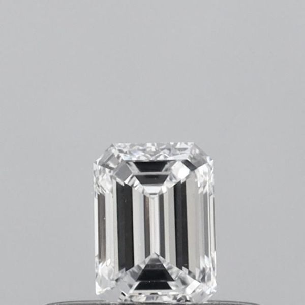 Emerald Lab-Grown Diamond image