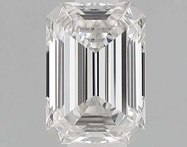 Emerald Lab-Grown Diamond image
