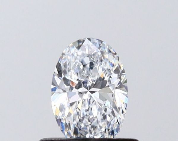 Oval Lab-Grown Diamond image