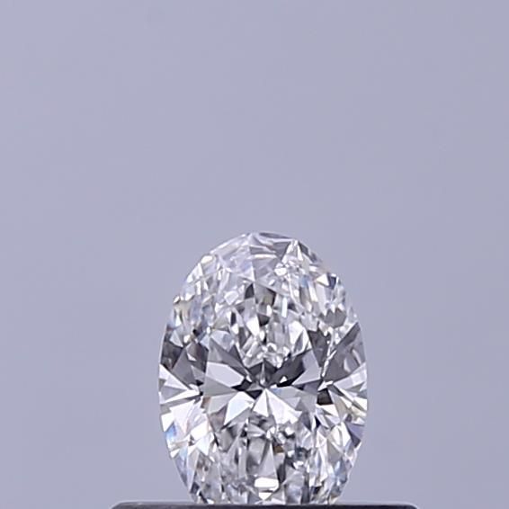 Oval Lab-Grown Diamond image