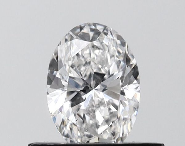 Oval Lab-Grown Diamond image