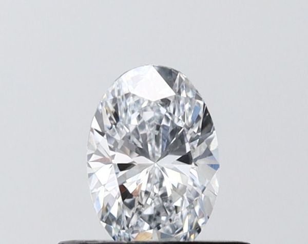 Oval Lab-Grown Diamond image