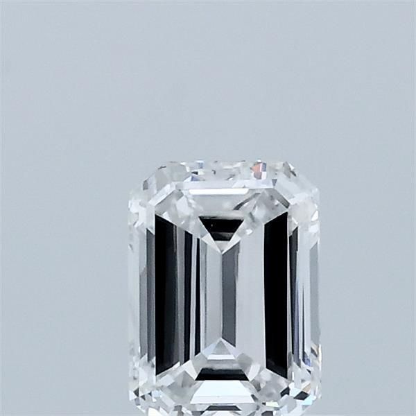 Emerald Lab-Grown Diamond image