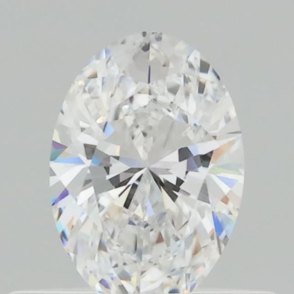 Oval Lab-Grown Diamond image