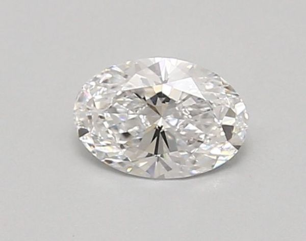 Oval Lab-Grown Diamond image