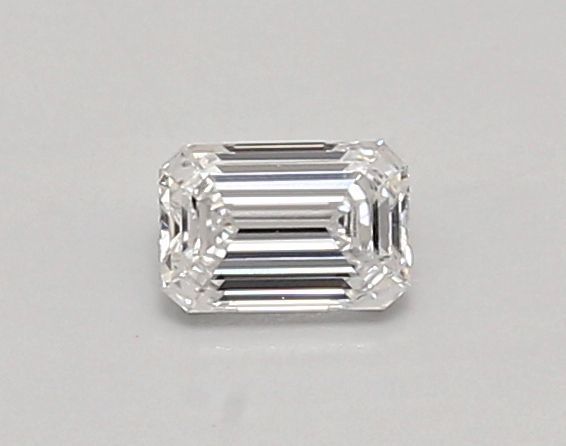 Emerald Lab-Grown Diamond image