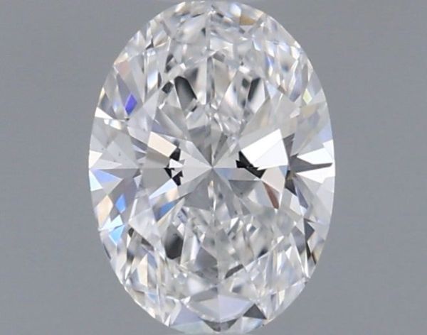 Oval Lab-Grown Diamond image