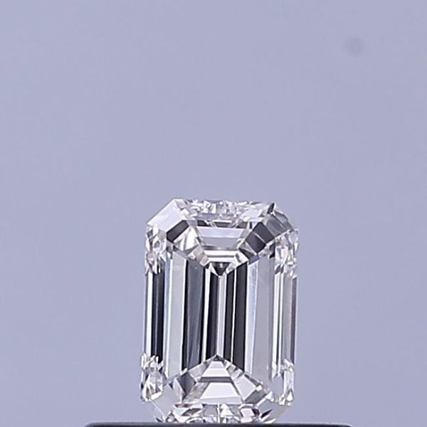 Emerald Lab-Grown Diamond image