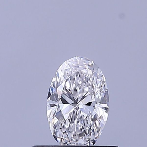 Oval Lab-Grown Diamond image