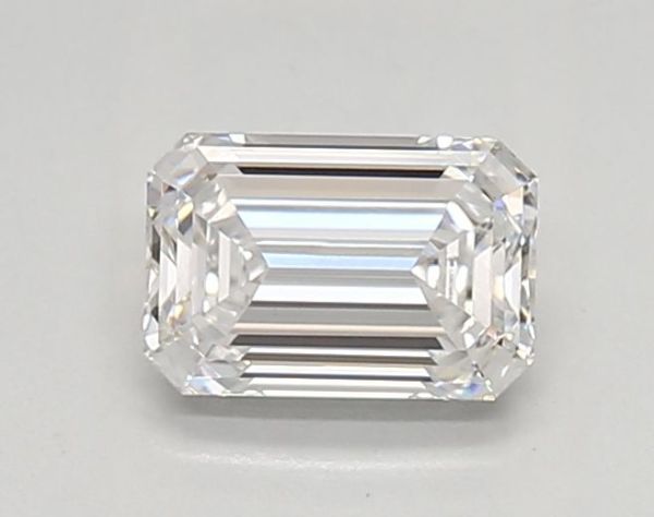 Emerald Lab-Grown Diamond image