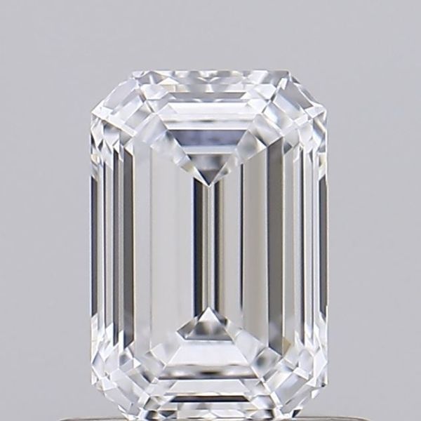 Emerald Lab-Grown Diamond image