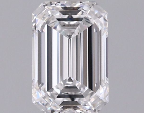 Emerald Lab-Grown Diamond image