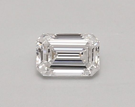Emerald Lab-Grown Diamond image