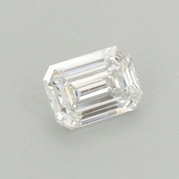 Emerald Lab-Grown Diamond image