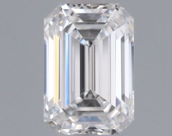Emerald Lab-Grown Diamond image