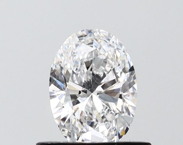 Oval Lab-Grown Diamond image