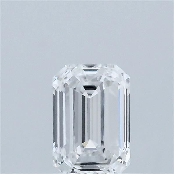 Emerald Lab-Grown Diamond image