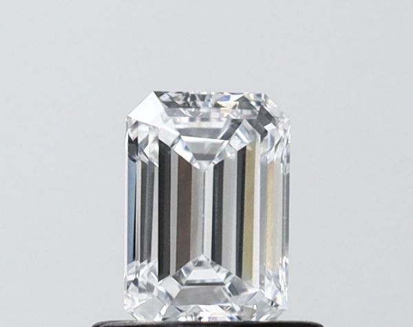 Emerald Lab-Grown Diamond image