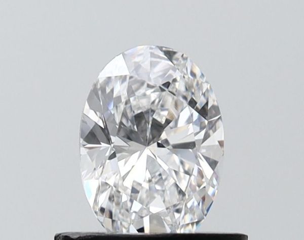 Oval Lab-Grown Diamond image