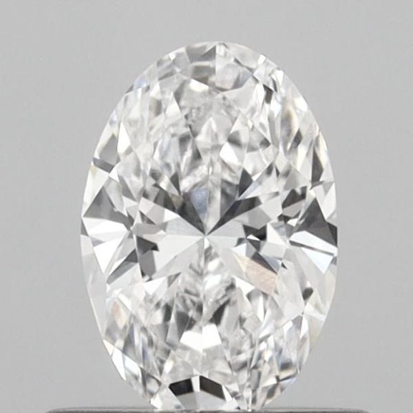 Oval Lab-Grown Diamond image