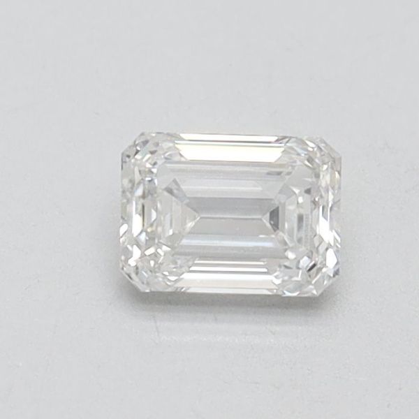 Emerald Lab-Grown Diamond image